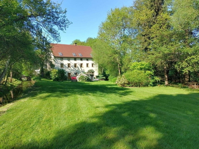 Blick zum Wohnhaus