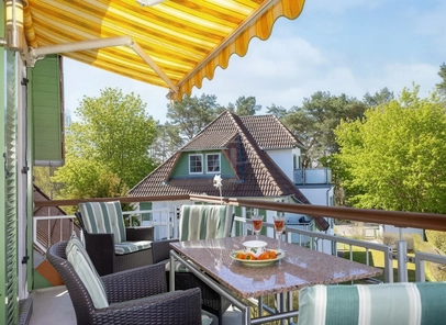 Balkon mit Blick ins Grüne