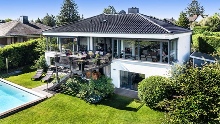 Villa Frontal