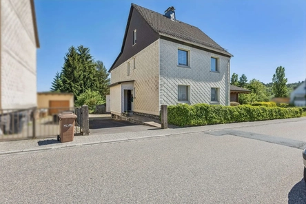 Straßenansicht