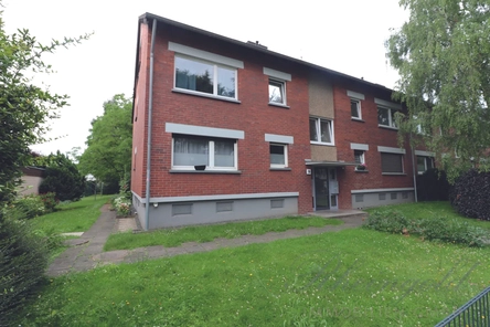 Hausansicht vorne seitlich