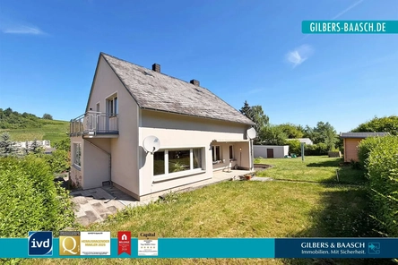 Einfamilienhaus in Wellen mit