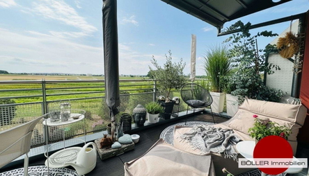 Balkon mit Blick über die Felder!