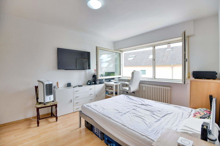 Schlafzimmer 1