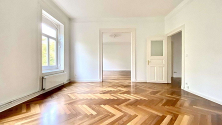 Hohe Decken &amp; Flügeltüren