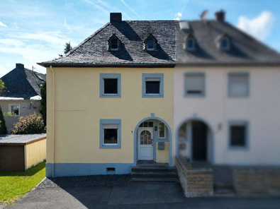 Straßenansicht