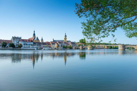 .. in wenigen Minuten dort, wo andere Urlaub machen !