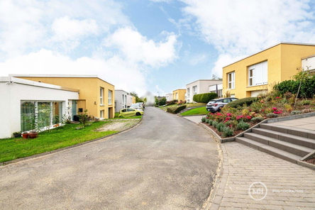 Straßenansicht