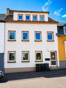 Straßenansicht.png