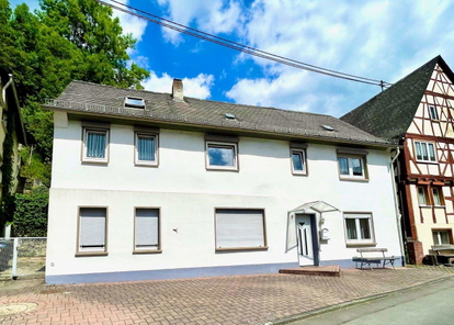Obernhof_Außen_Ansicht vorn.jpeg