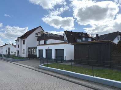 Straßenseite, Hausansicht