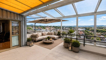 Dachterrase mit KI möbliert