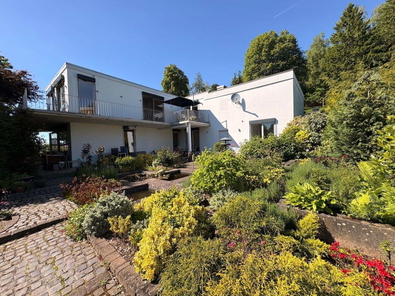 Ansicht mit Garten