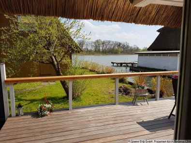Terrasse mit Seeblick