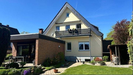 Außenansicht mit Anbau
