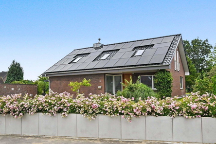 Hausansicht von der Straße
