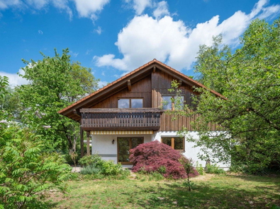 Einfamilienhaus mit Keller
