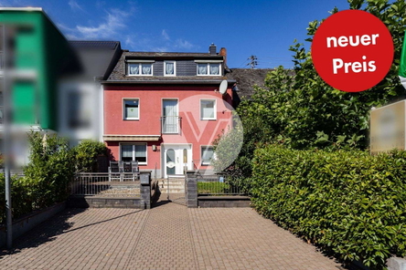 Straßenansicht/Hof