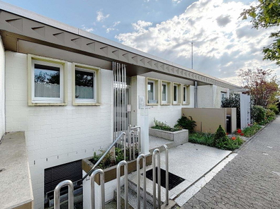 Architektenbungalow mit .....JPG