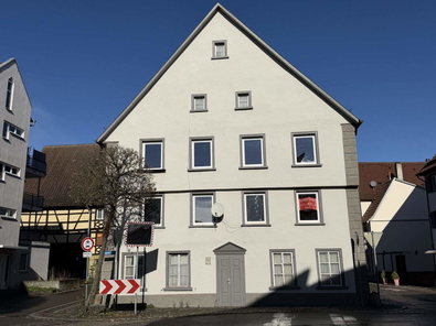 Wohn- und Geschäftshaus