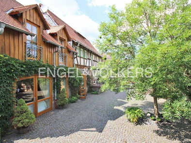 Ansicht vom Garten in den Hof