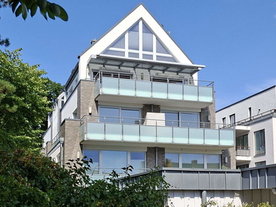 Exklusive Wohnung gegenüber vom Strand