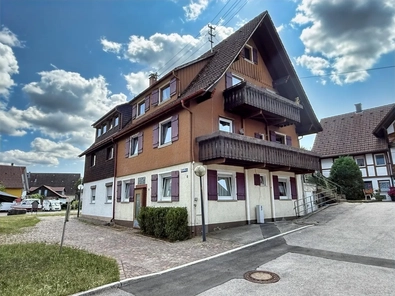 Großzügige Doppelhaushälfte