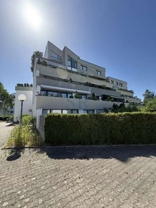 Gebäude Außenansicht