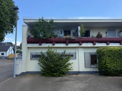 Hausansicht/Rückseite