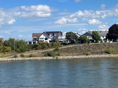 Ansicht vom Rhein