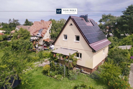 Hausansicht von der Straßenseite