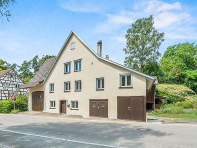 Aussenansicht aufs Wohnhaus