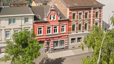 Frontansicht- Vorderhaus