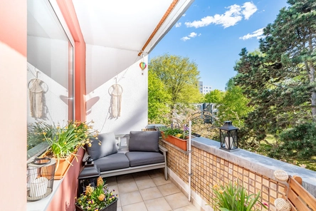 Sonnige SW-Loggia