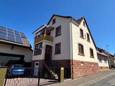 Straßenansicht