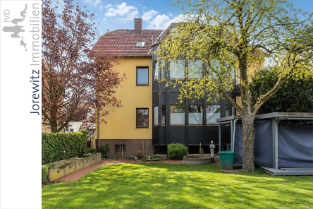 001 - Gartenansicht