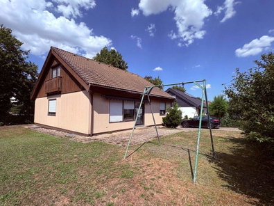 Haus Terrasse und Garten