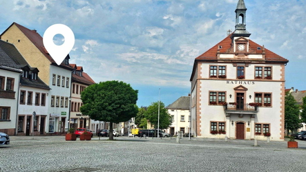 Marktplatz mit Rathaus