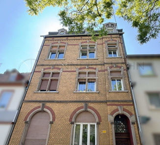 Außen Front