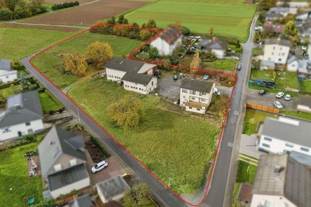 Areal von ca. 9000 m² Grund un
