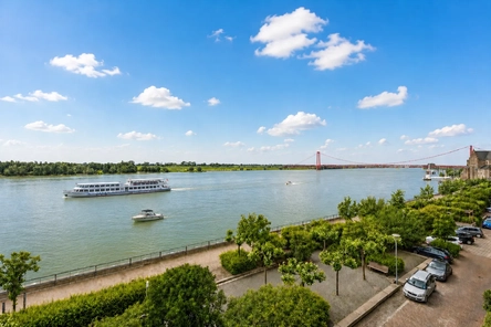Rheinbrücke-Rheinprom.