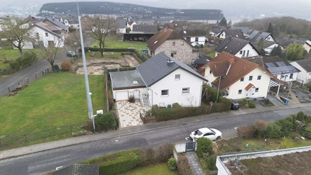 Hausansicht mit Blick zum Rhei