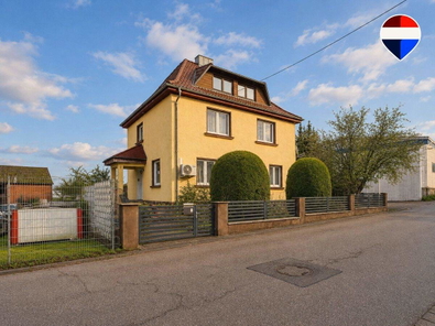 REMAX Immobilien DeLux Haus in Losheim am See zu verkaufen
