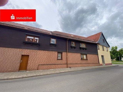 Straßenansicht Anwesen
