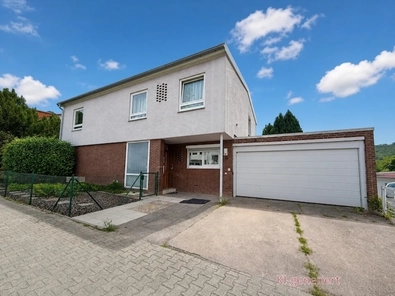 Blick zum Wohnhaus