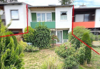 Reihenmittelhaus mit Terrasse, Balkon und Garten