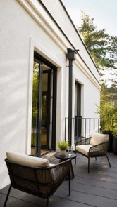 Balkon von außen gesehen