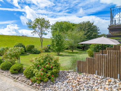Terrasse mit Deichblick