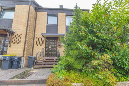 Haus & Gartenansicht