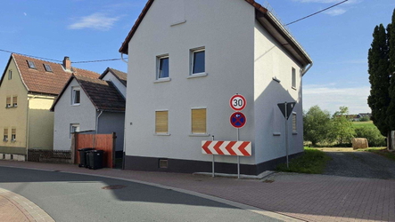 Straßenansicht